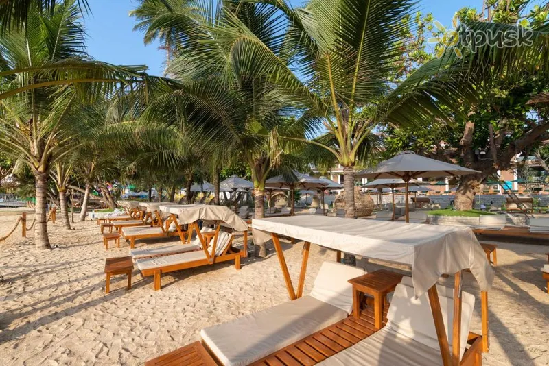 Фото отеля Araliya Beach Resort & Spa Unawatuna 5* Унаватуна Шри-Ланка пляж