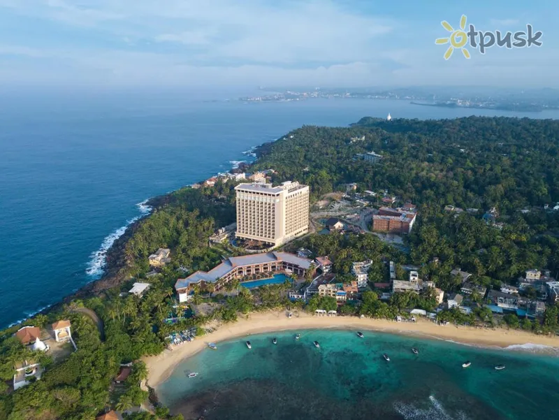 Фото отеля Araliya Beach Resort & Spa Unawatuna 5* Унаватуна Шрі Ланка пляж