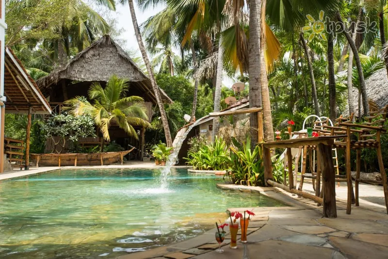 Фото отеля Ziwa Beach Resort 3* Момбаса Кенія екстер'єр та басейни
