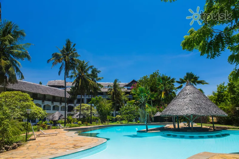 Фото отеля The Reef Hotel Mombasa 3* Момбаса Кенія екстер'єр та басейни
