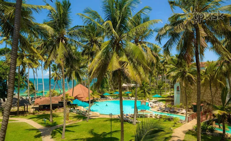 Фото отеля Sarova Whitesands Hotel 5* Mombasa Kenija ārpuse un baseini