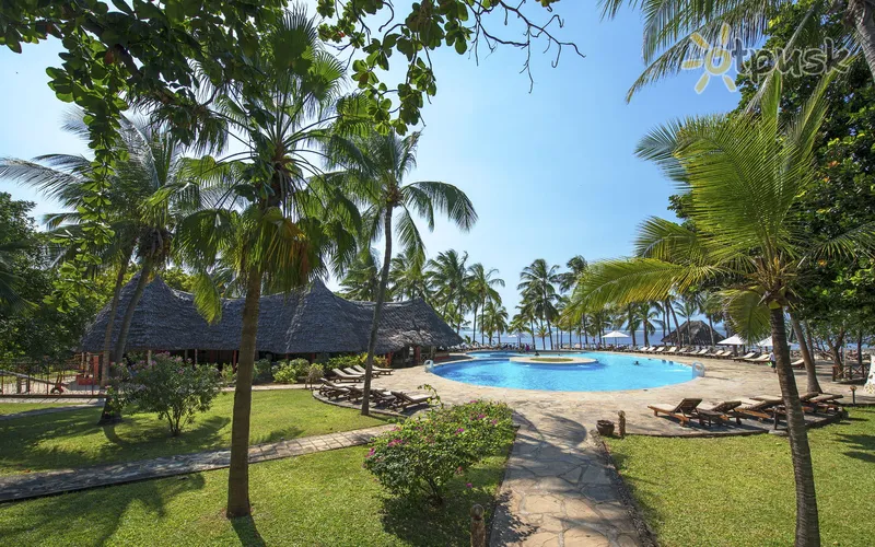 Фото отеля Sandies Tropical Village 4* Малінді Кенія екстер'єр та басейни
