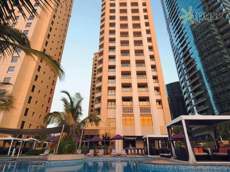 Фото отеля Movenpick Hotel Jumeirah Beach 5* Dubajus JAE išorė ir baseinai
