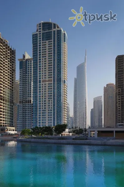 Фото отеля Movenpick Hotel Jumeirah Lakes Towers 5* Dubajus JAE išorė ir baseinai