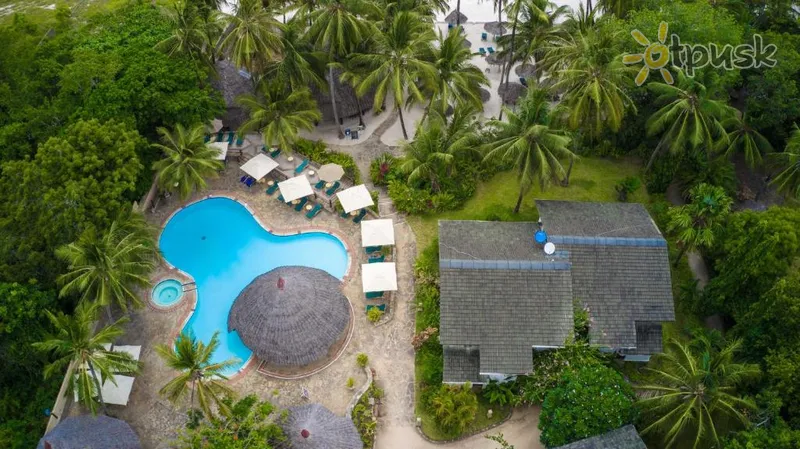 Фото отеля Pinewood Beach Resort & Spa 4* Mombasa Kenija išorė ir baseinai