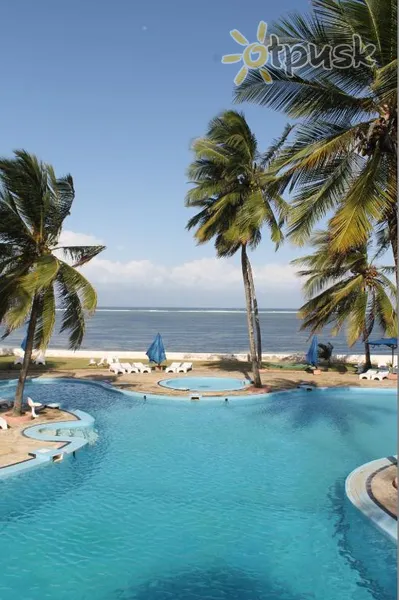 Фото отеля Sun N Sand Beach Resort 4* Mombasa Kenija išorė ir baseinai