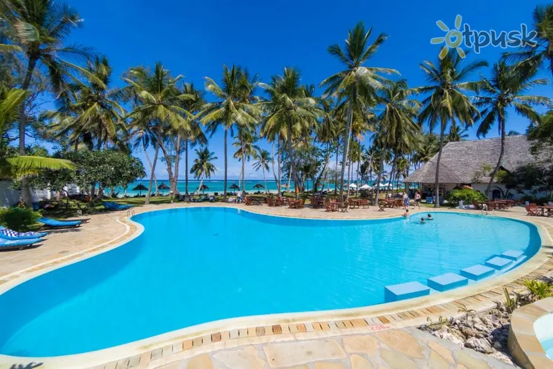 Фото отеля Diani Sea Lodge 3* Mombasa Kenija išorė ir baseinai