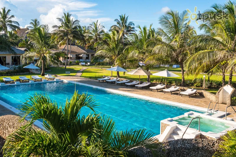 Фото отеля Ocean Beach Resort & Spa 5* Malindi Kenija išorė ir baseinai