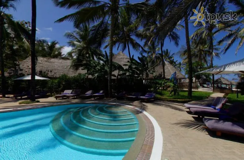 Фото отеля Turtle Bay Beach Club 3* Малинди Кения экстерьер и бассейны