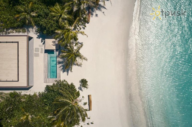 Фото отеля Patina Maldives Fari Islands 5* Северный Мале Атолл Мальдивы пляж