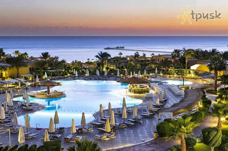 Фото отеля The Three Corners Fayrouz Plaza Beach Resort 5* Marsa Alamas Egiptas išorė ir baseinai