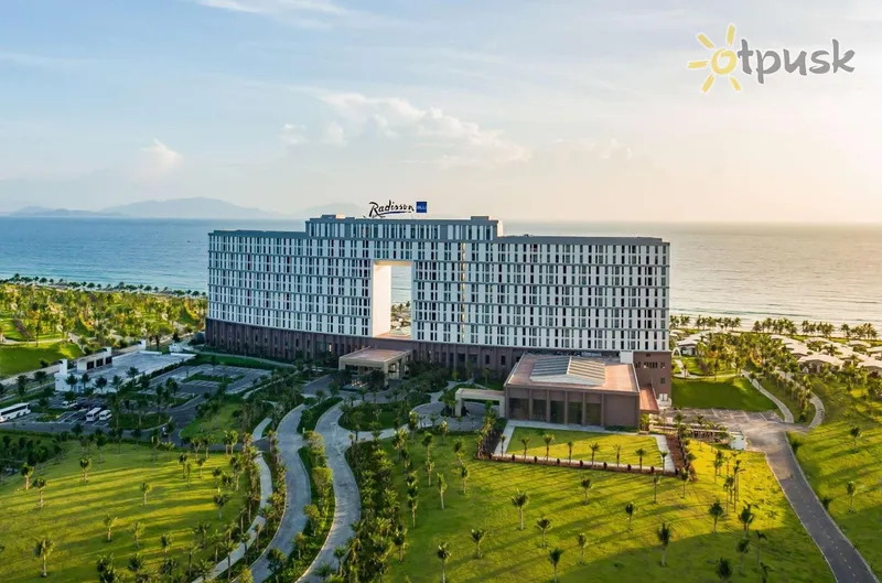 Фото отеля Radisson Blu Resort Cam Ranh 5* Нячанг Вьетнам экстерьер и бассейны