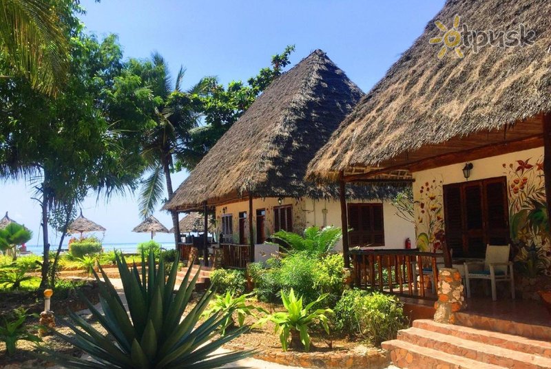 Фото отеля Waikiki Resort Zanzibar 3* Пвани Мчангани Танзания экстерьер и бассейны