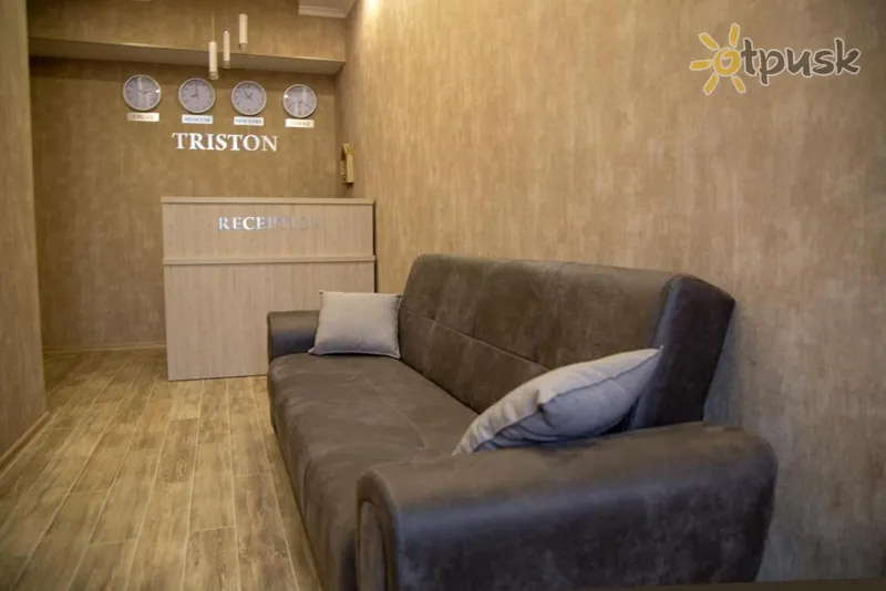 Фото отеля Triston Hotel 3* Тбилиси Грузия лобби и интерьер