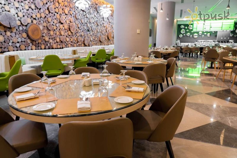 Фото отеля Al Khoory Sky Garden Hotel 4* Дубай ОАЭ бары и рестораны