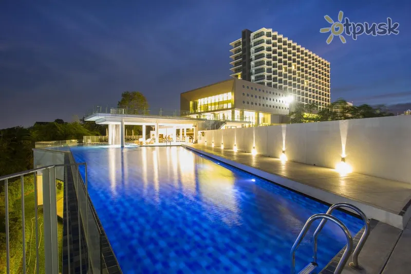 Фото отеля Tsix5 Phenomenal Hotel Pattaya 5* Паттайя Таиланд экстерьер и бассейны