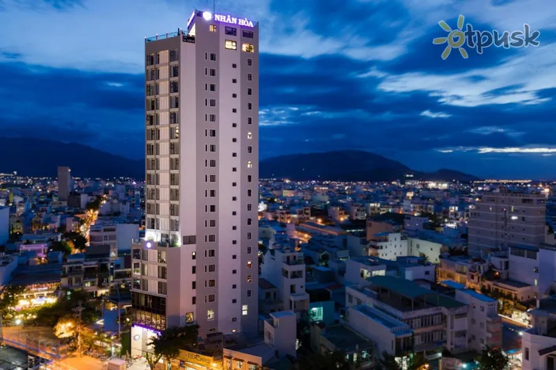 Фото отеля Diamond Nhatrang Hotel 3* Nha Trang Vietnamas išorė ir baseinai