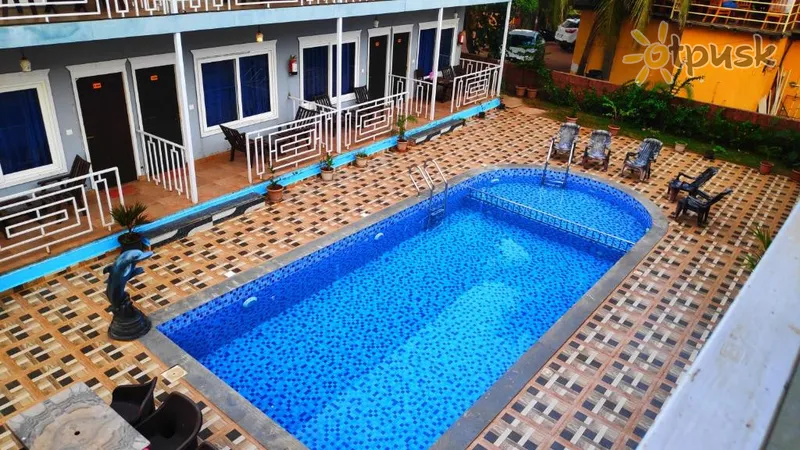 Фото отеля Royal Neptunian Goa 3* Північний Гоа Індія екстер'єр та басейни