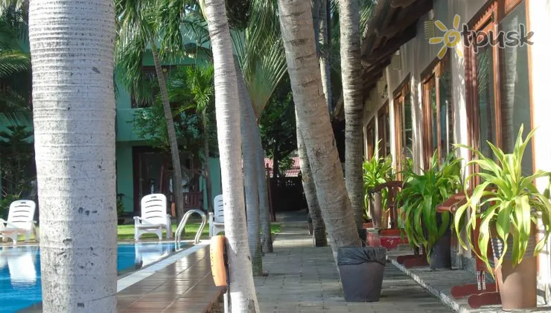 Фото отеля Sunrise Resort 2* Фант'єт В'єтнам екстер'єр та басейни