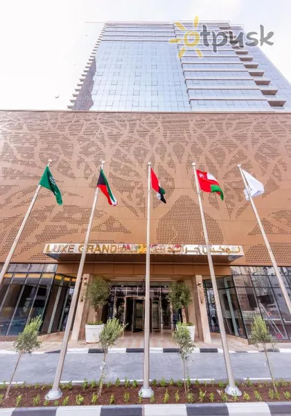 Фото отеля Luxe Grand Hotel Apartments 5* Шарджа ОАЭ экстерьер и бассейны