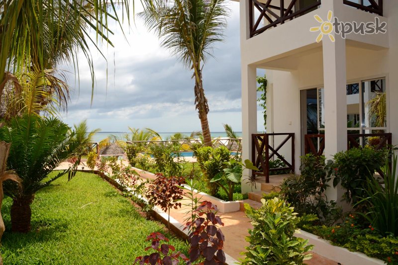 Фото отеля Almasi Beach Resort Kendwa 4* Кендва Танзания экстерьер и бассейны