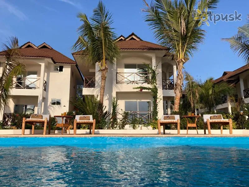 Фото отеля Almasi Beach Resort Kendwa 4* Kendwa Tanzanija išorė ir baseinai