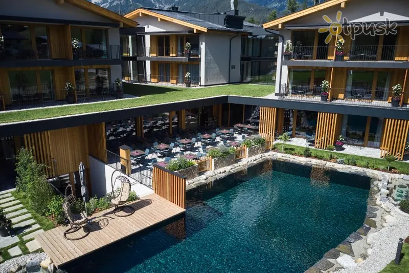 Фото отеля MorgenZeit Hotel 4* Cellamzē Austrija ārpuse un baseini