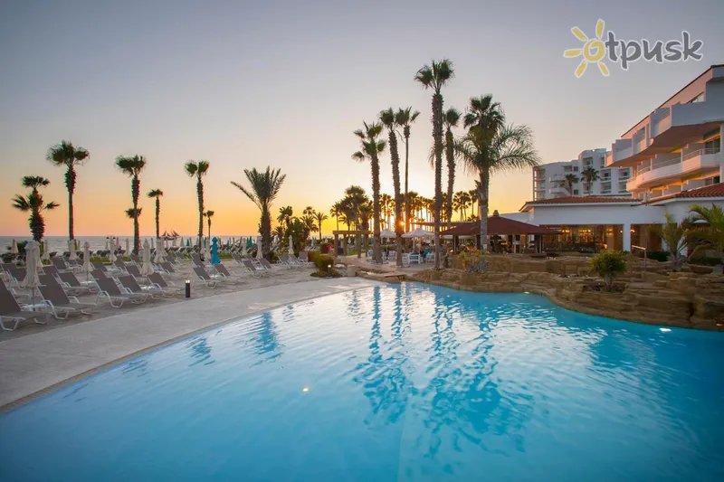 Фото отеля Leonardo Cypria Bay 4* Patosas Kipras išorė ir baseinai