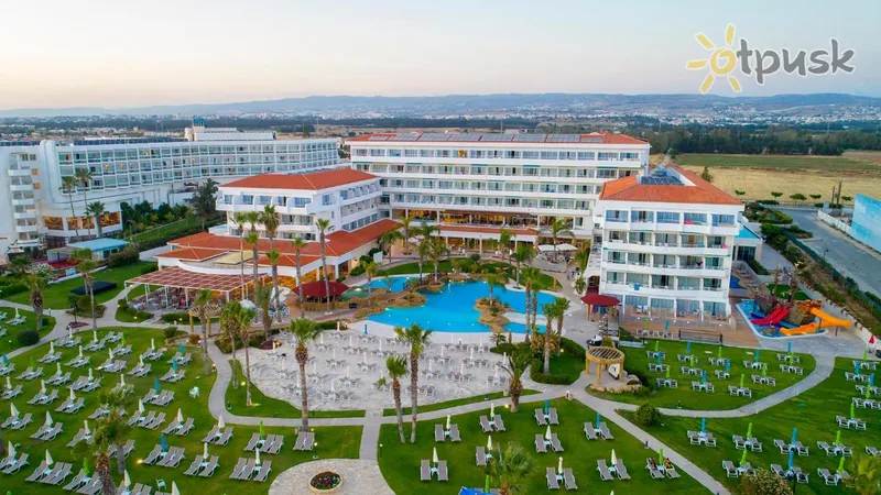 Фото отеля Leonardo Cypria Bay 4* Пафос Кипр экстерьер и бассейны