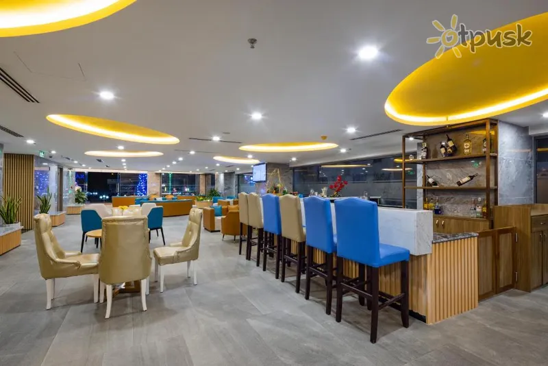 Фото отеля Xavia Hotel 4* Nha Trang Vjetnama bāri un restorāni