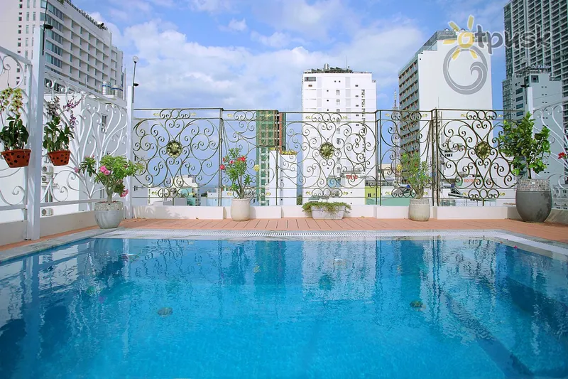 Фото отеля Thang Bom Boutique Hotel 3* Нячанг В'єтнам екстер'єр та басейни