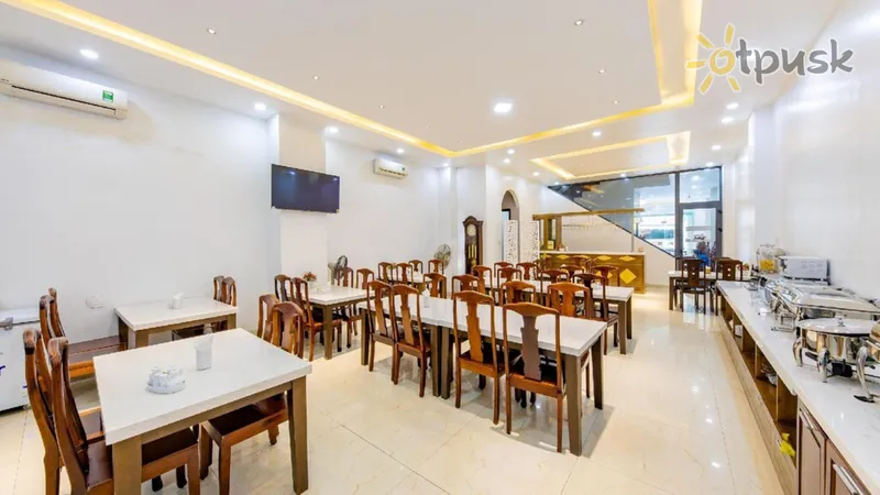 Фото отеля Homey Hotel 2* Nha Trang Vjetnama bāri un restorāni