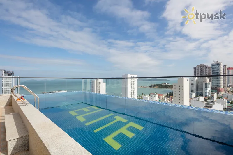 Фото отеля Elite Hotel Nha Trang 3* Нячанг В'єтнам екстер'єр та басейни