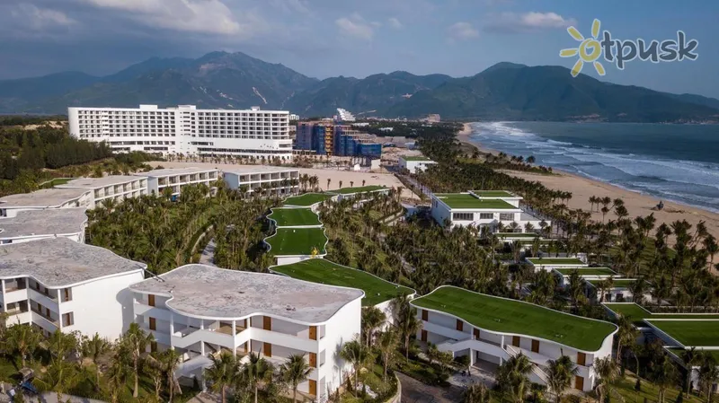 Фото отеля Selectum Noa Resort Cam Ranh 5* Нячанг Вьетнам экстерьер и бассейны