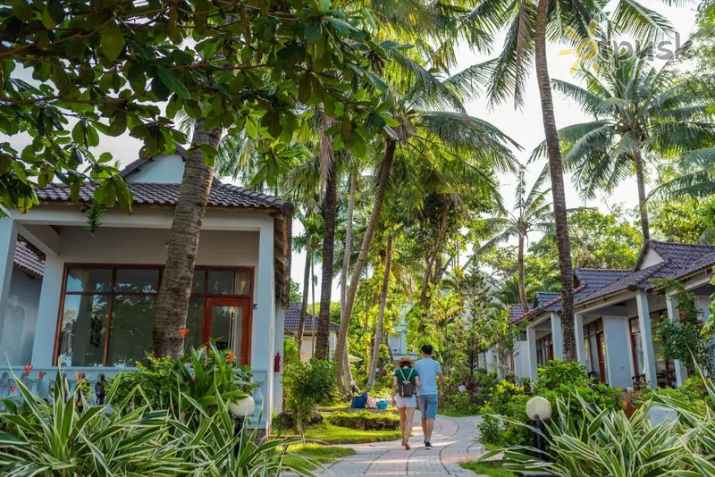 Фото отеля Nhat Lan Resort 2* о. Фукуок В'єтнам екстер'єр та басейни
