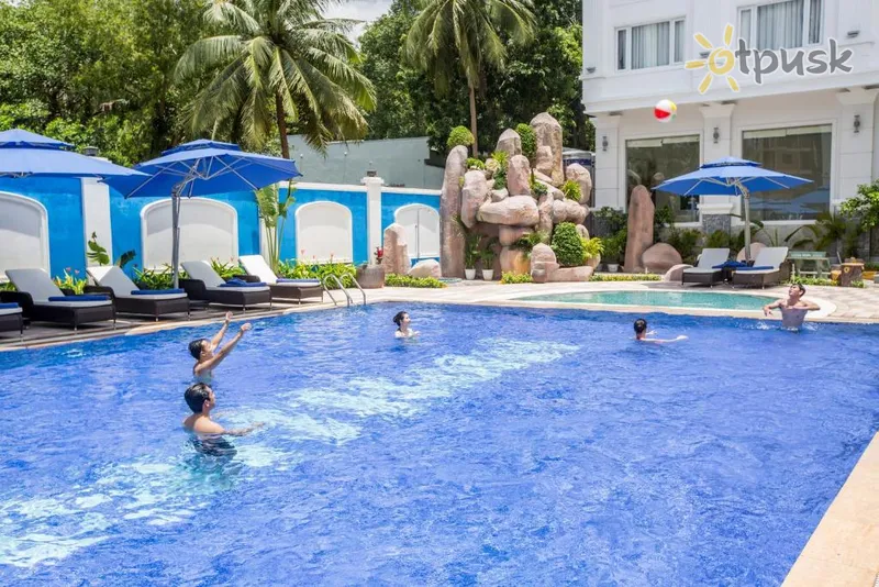 Фото отеля Ocean Pearl Hotel 4* о. Фукуок Вьетнам экстерьер и бассейны