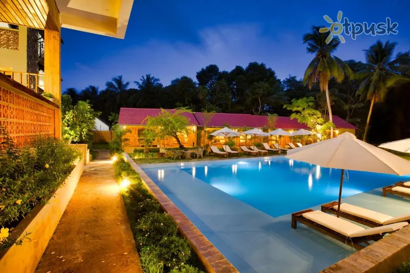 Фото отеля Azura Phu Quoc Resort 3* о. Фукуок Вьетнам экстерьер и бассейны