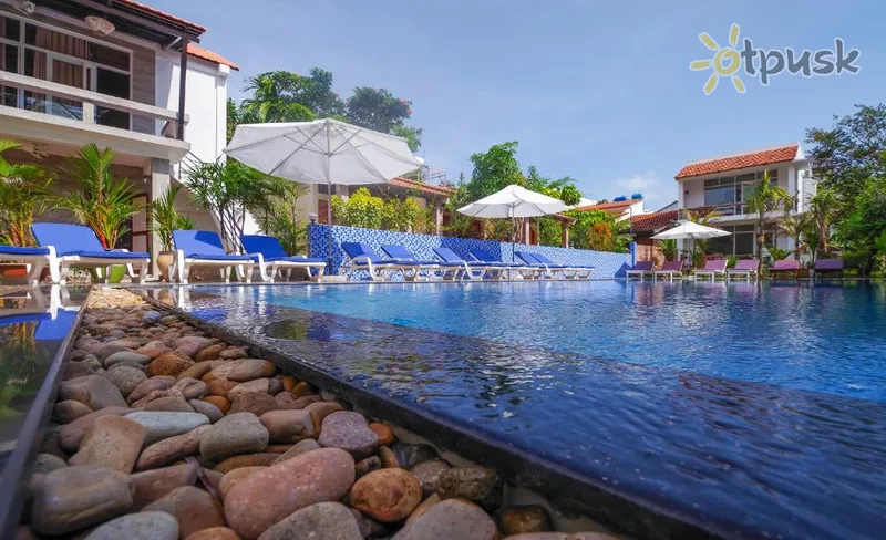 Фото отеля Waves Resort Phu Quoc 3* о. Фукуок Вьетнам экстерьер и бассейны