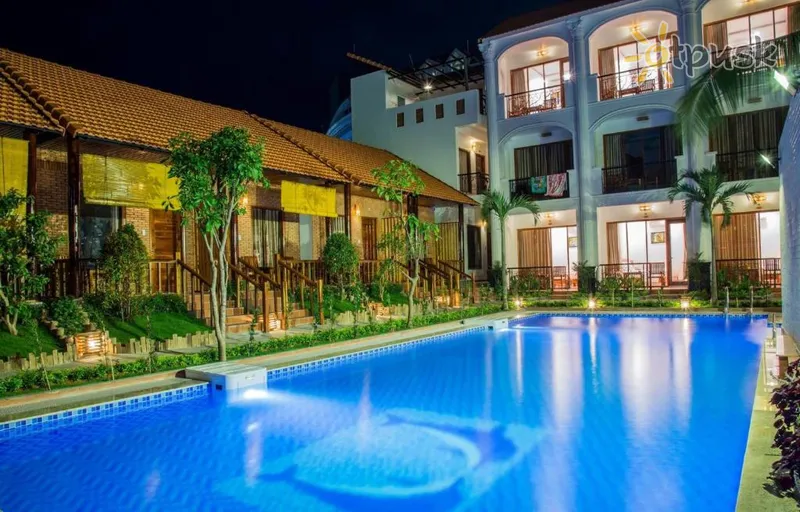 Фото отеля Blue Ocean Hotel 2* о. Фукуок В'єтнам екстер'єр та басейни