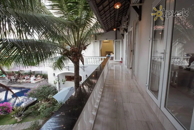 Фото отеля La Paloma Villa Nha Trang 3* Нячанг В'єтнам екстер'єр та басейни