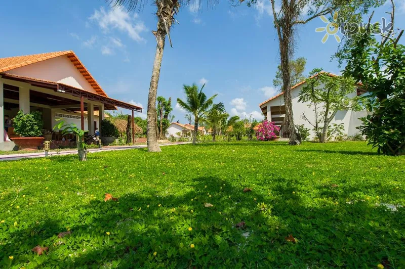 Фото отеля Ong Lang Village Resort 3* о. Фукуок В'єтнам екстер'єр та басейни