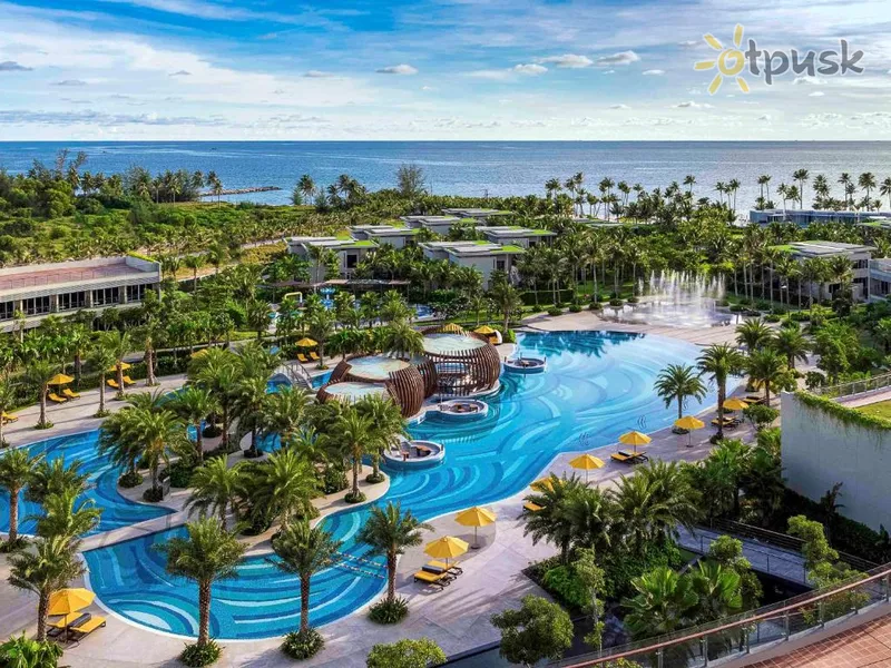 Фото отеля Pullman Phu Quoc Beach Resort 5* о. Фукуок В'єтнам екстер'єр та басейни