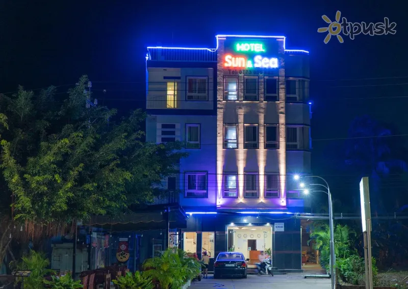 Фото отеля Sun & Sea Hotel Phu Quoc 3* о. Фукуок Вьетнам экстерьер и бассейны