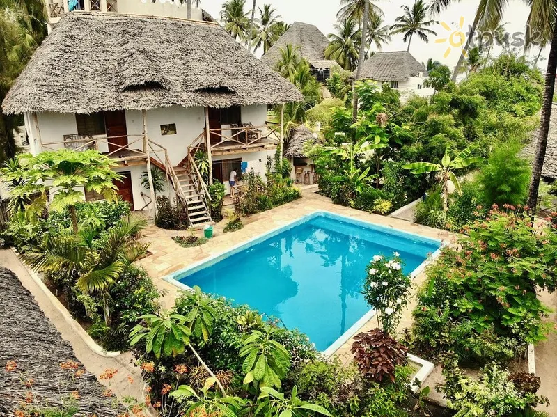 Фото отеля Miramont Retreat Zanzibar 3* Пвані Мчангані Танзанія екстер'єр та басейни