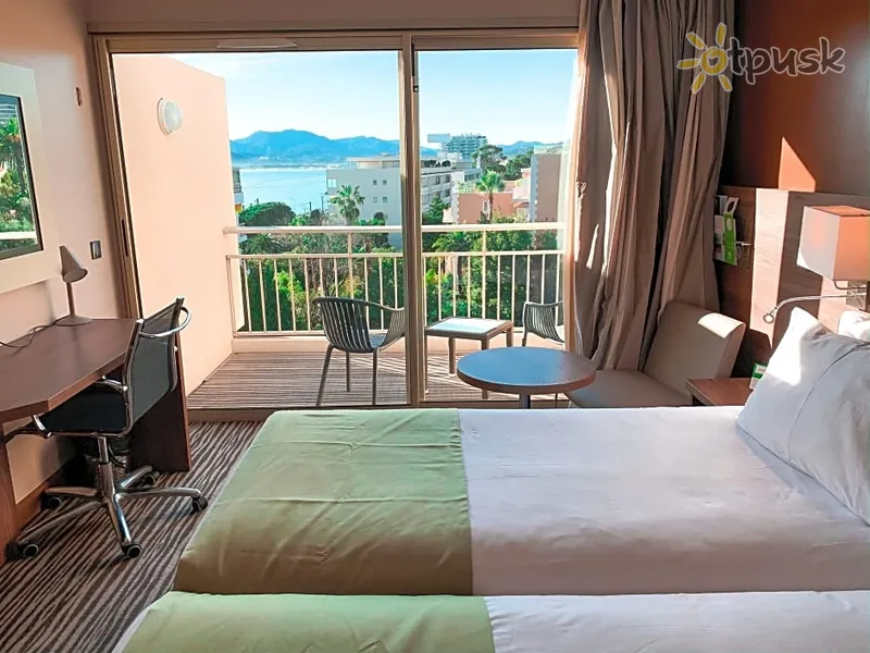 Фото отеля Holiday Inn Cannes 4* Канни Франція номери