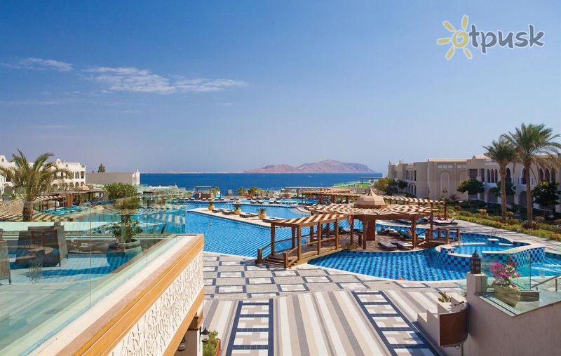 Фото отеля Sunrise Arabian Beach Resort 5* Шарм эль Шейх Египет экстерьер и бассейны