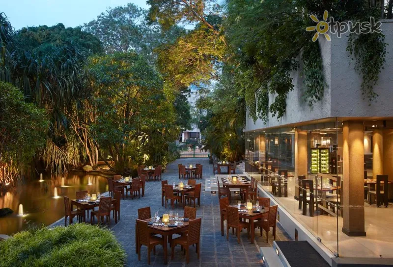 Фото отеля Cinnamon Grand Hotel Colombo 5* Kolombas Šri Lanka barai ir restoranai