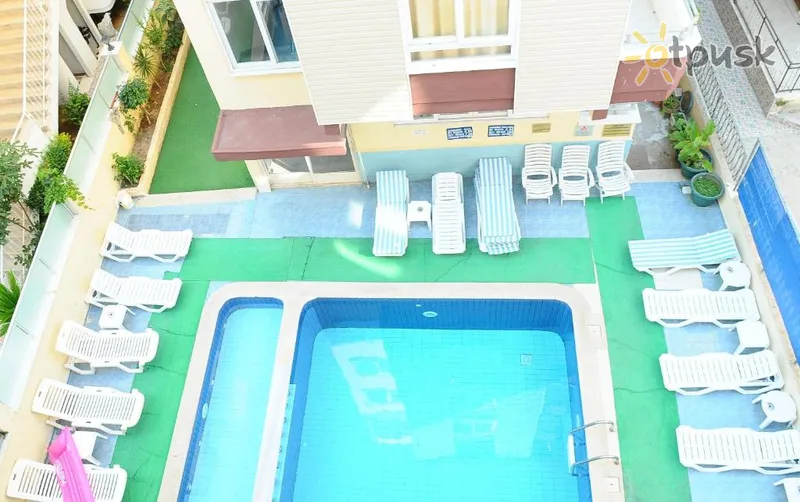 Фото отеля Kleopatra Beach Yildiz Hotel 2* Аланія Туреччина екстер'єр та басейни