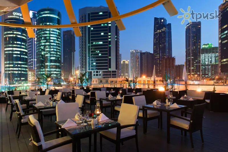 Фото отеля Governor West Bay Suites and Residences 5* Доха Катар бари та ресторани