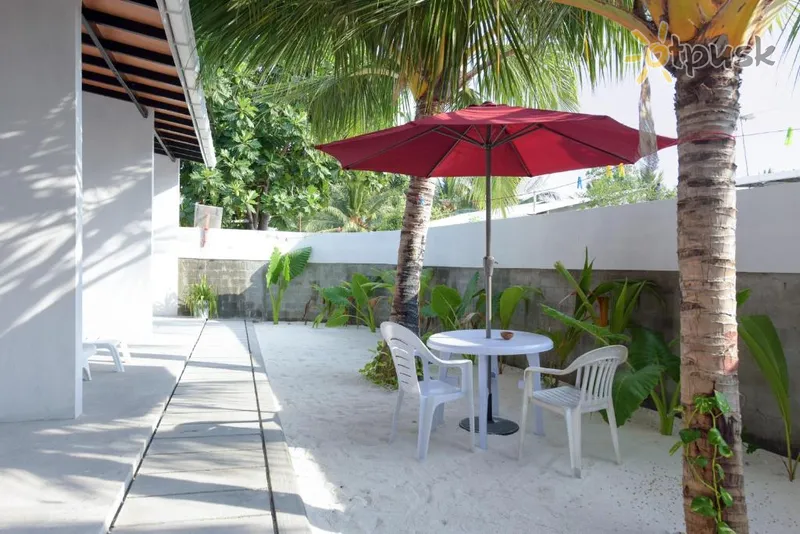 Фото отеля Madi Finolhu Guest House 3* Baa atolas Maldyvai išorė ir baseinai